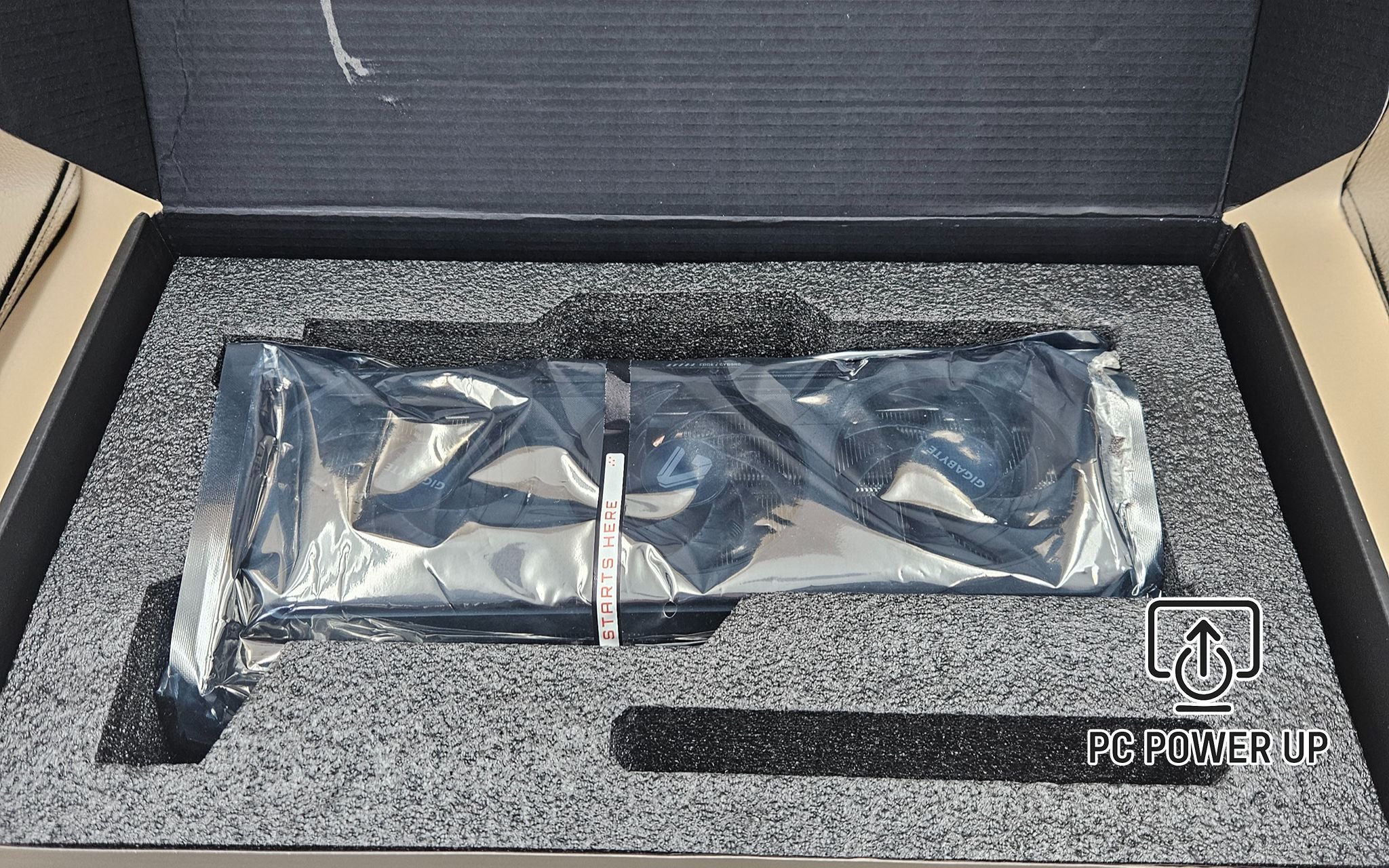 AMD Radeon RX 9060 XT Gigabyte GAMING OC Graphics Card (8GB GDDR6)