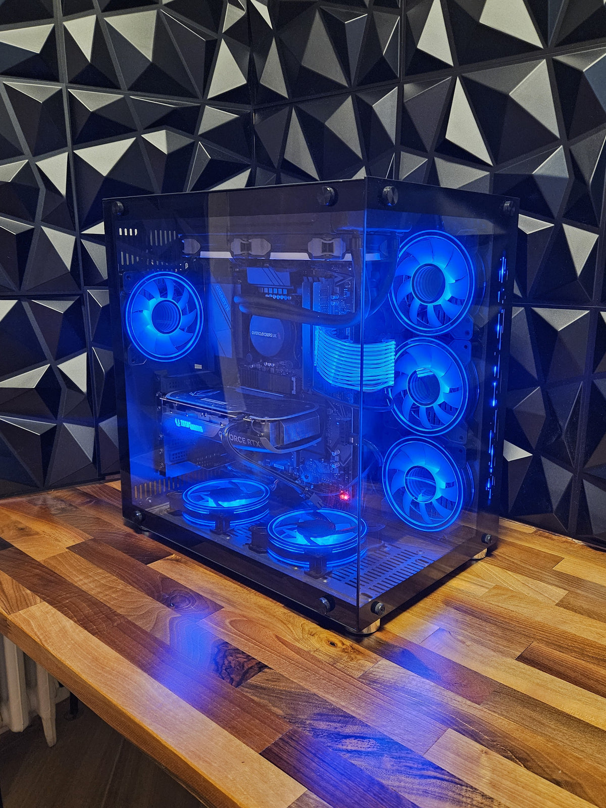 High-End Gaming PC – RTX 4060 Ti 8GB | i9-10900K | 32GB DDR4 | 500GB SSD | Windows 11