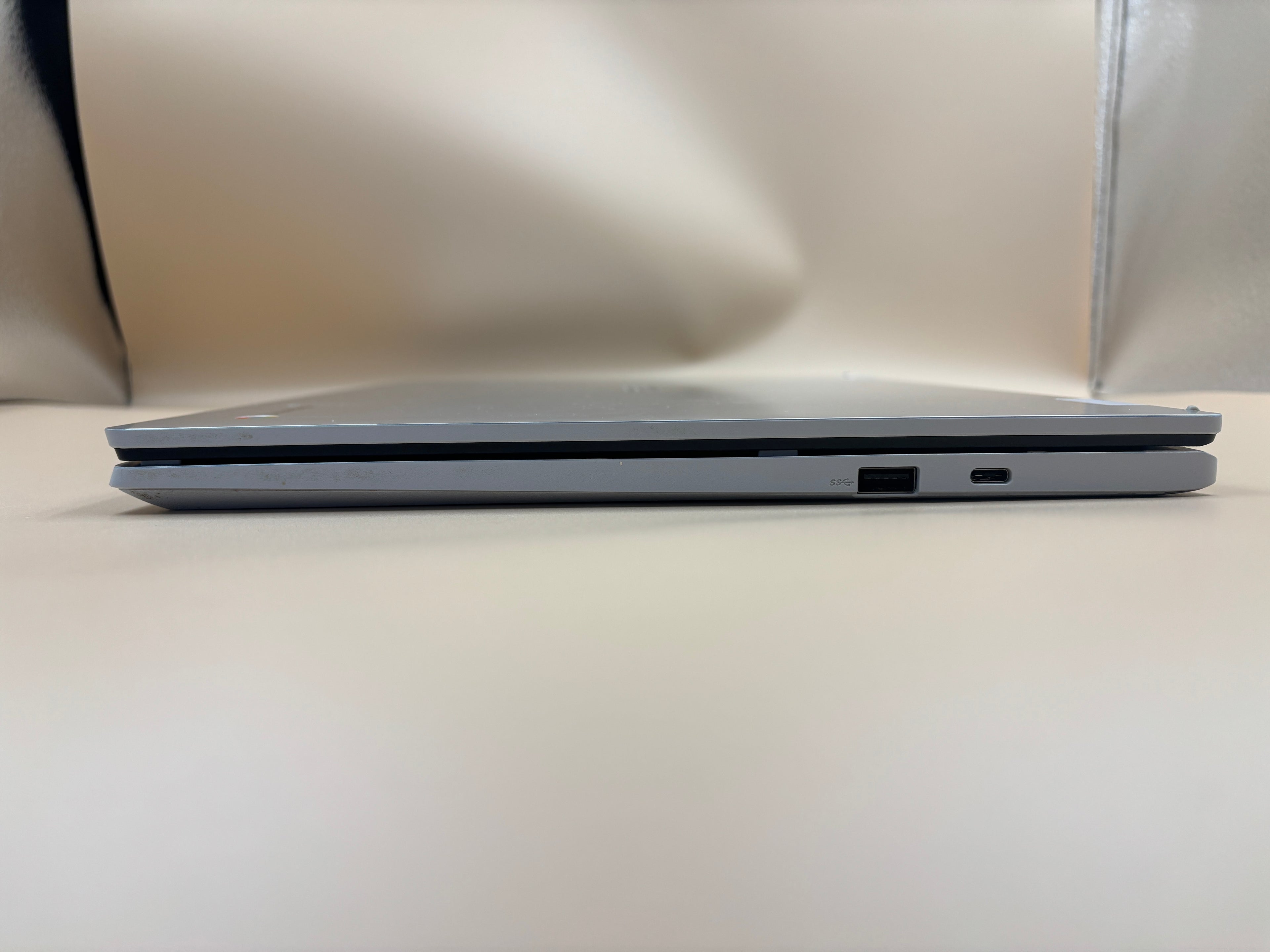 ASUS Chromebook CX1 15.6" Laptop - Celeron N4500 - 4GB RAM - 64GB SSD - Full HD - Used