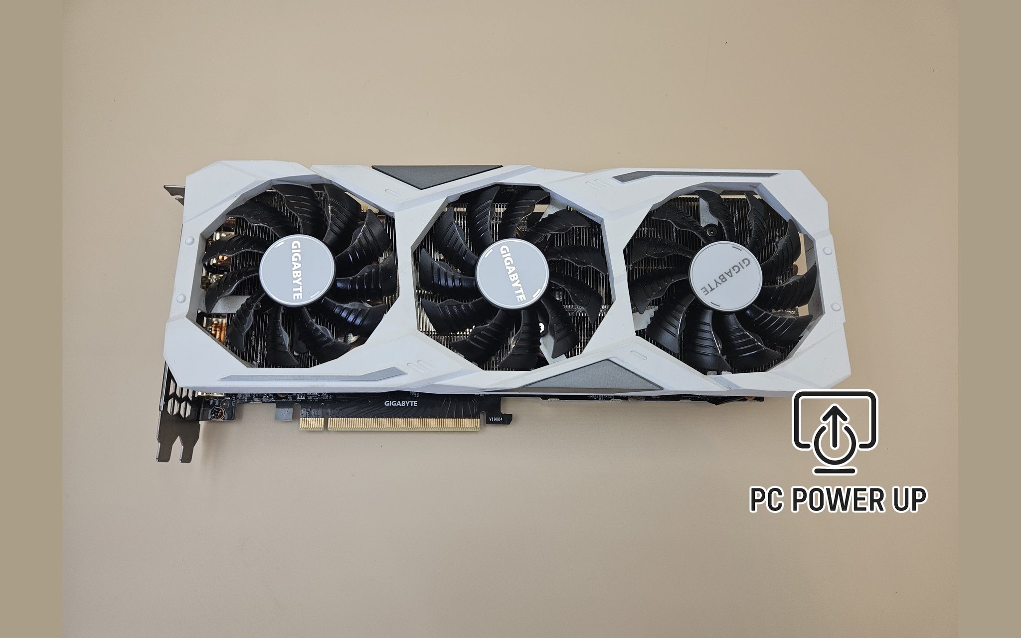 NVIDIA GeForce RTX 2070 SUPER Graphics Card (8GB GDDR6) Gigabyte Windforce - White