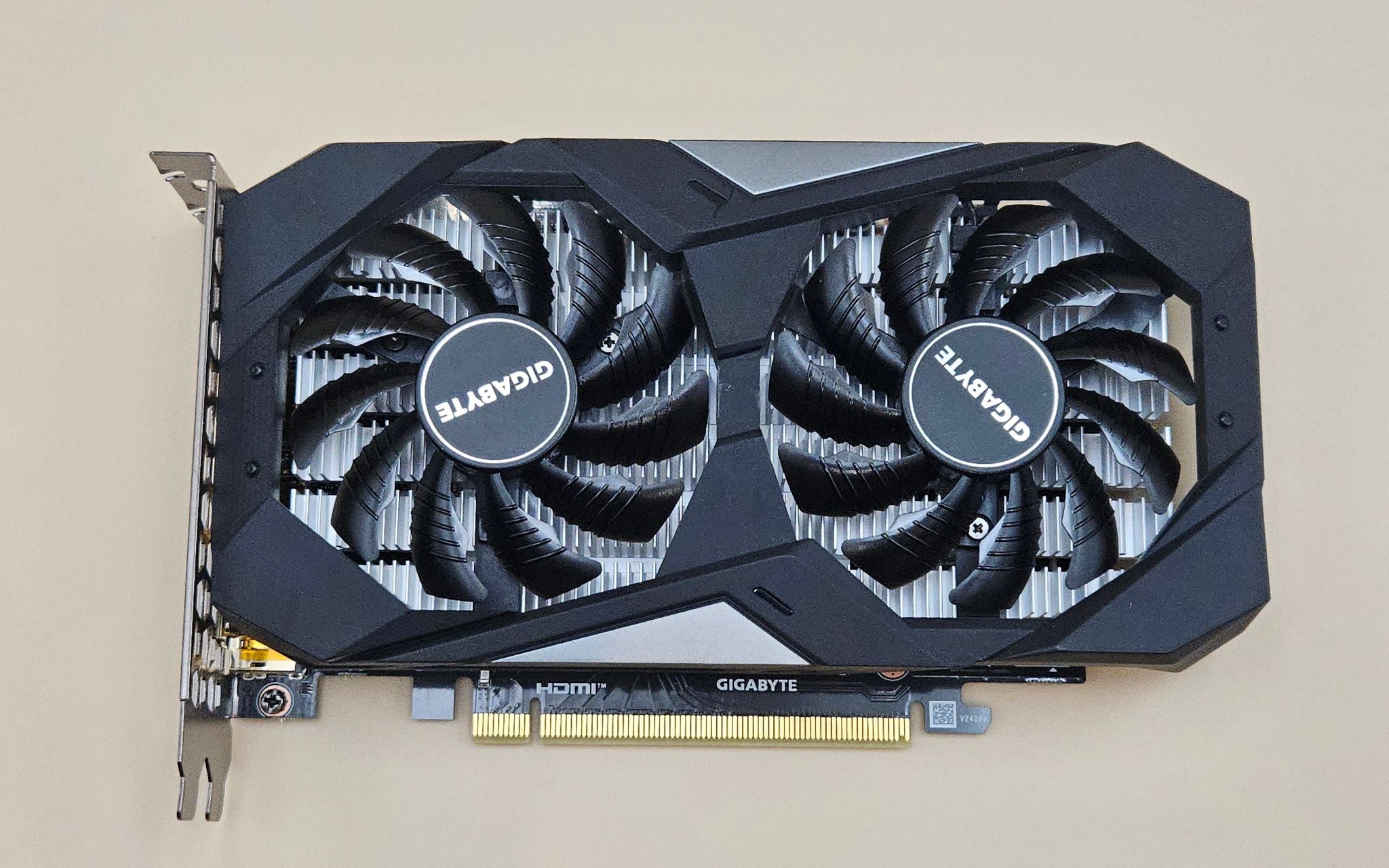 RTX 3050 6GB Gigabyte