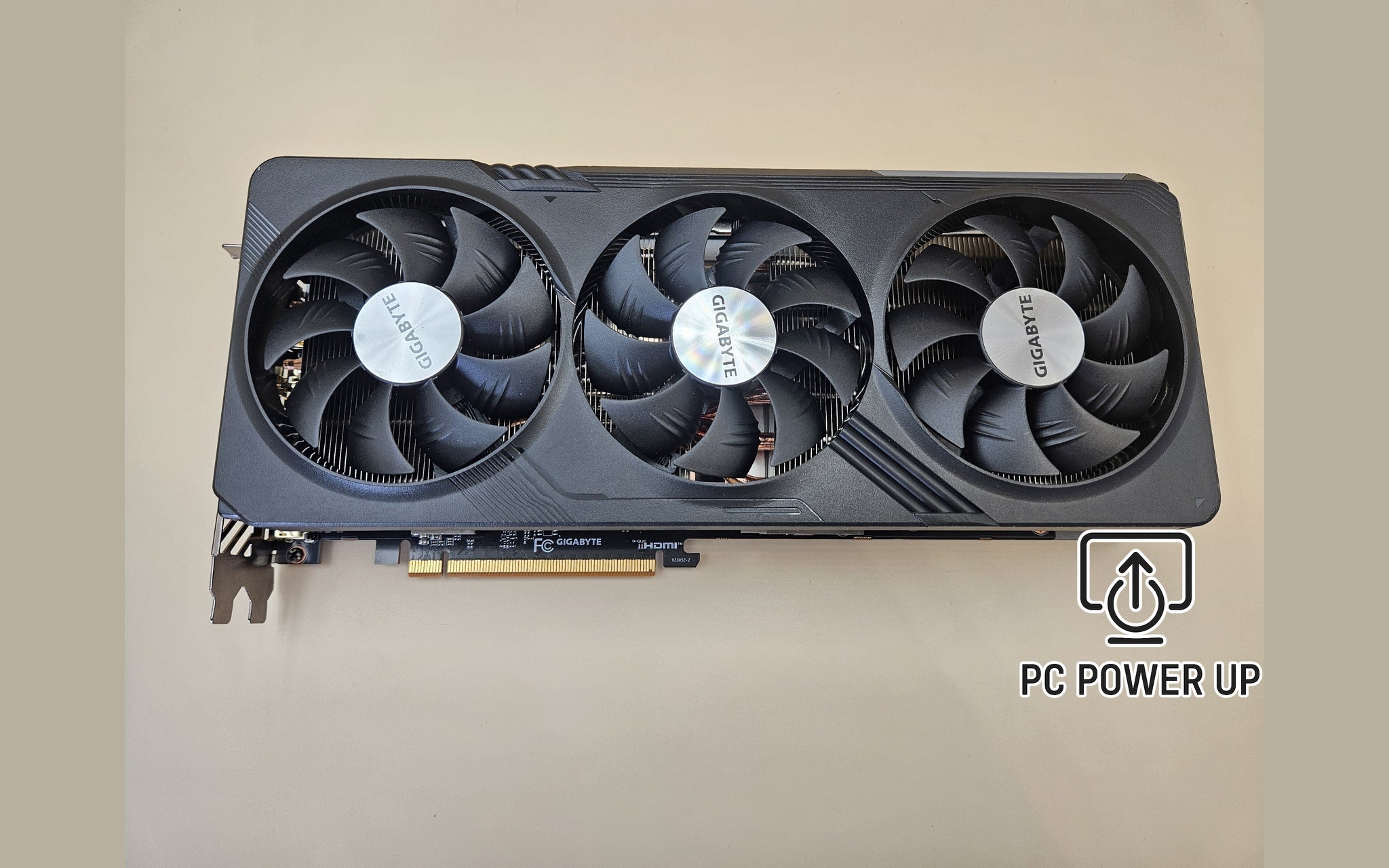 AMD Radeon RX 7800 XT Graphics Card (16GB GDDR6) GIGABYTE GAMING OC