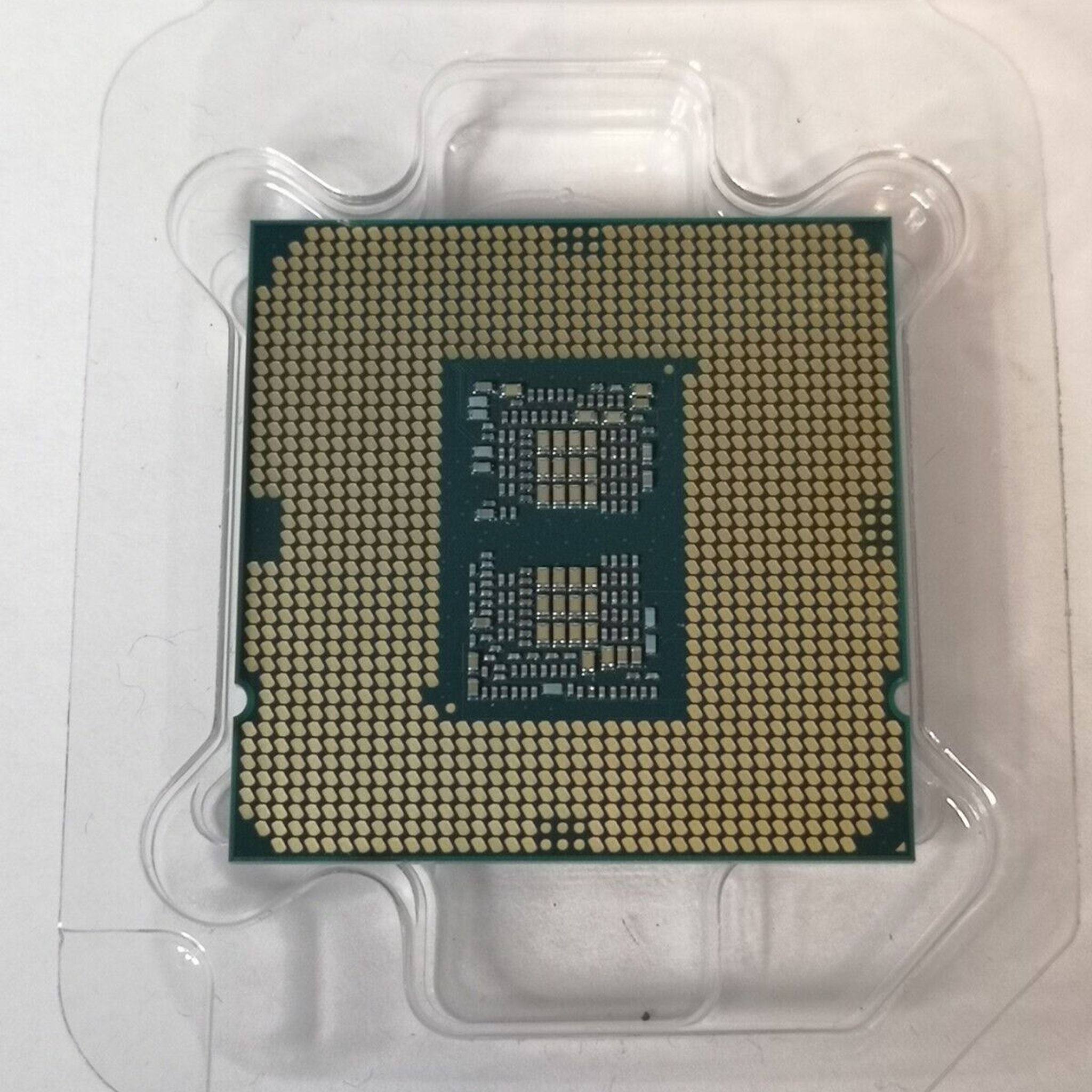 Intel Core i9-10900K Processor (10-Core, 20-Thread, Up to 5.3GHz, Unlocked, LGA1200 Socket)