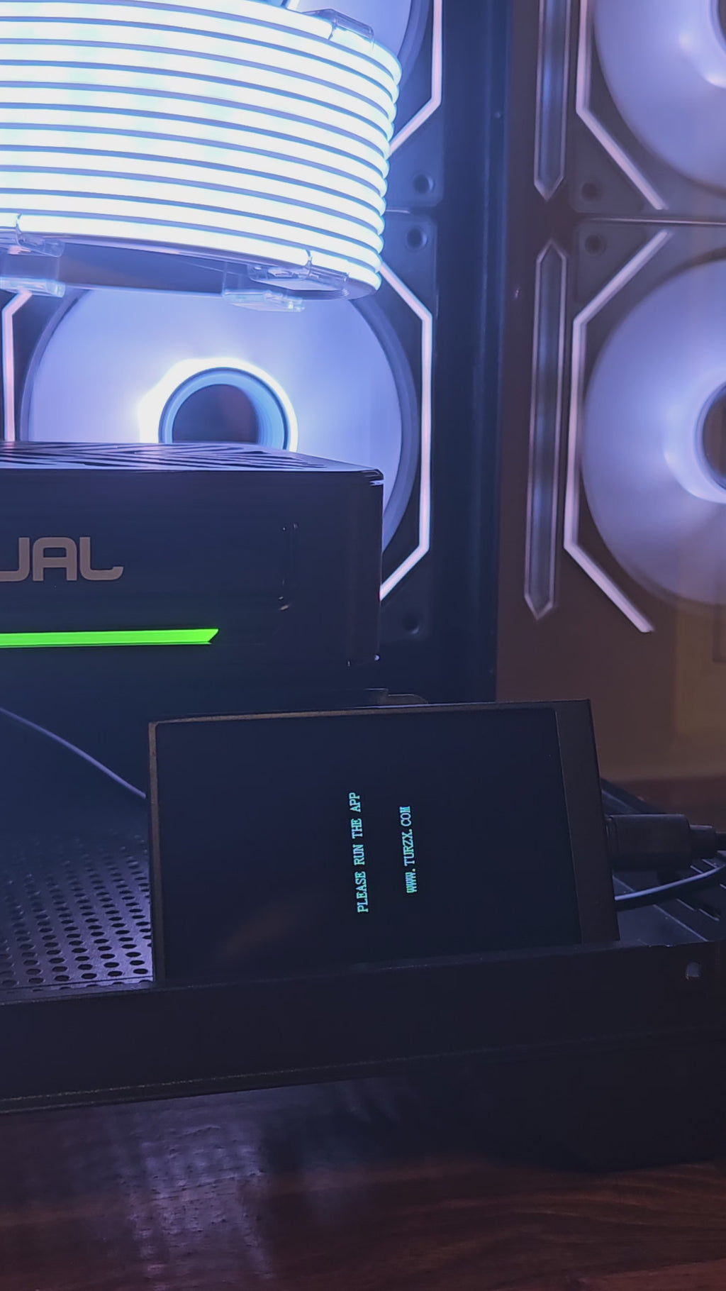 3.5″ Screen Mini PC System Monitor USB‑C – IPS Secondary Display for CPU/GPU/RAM Stats