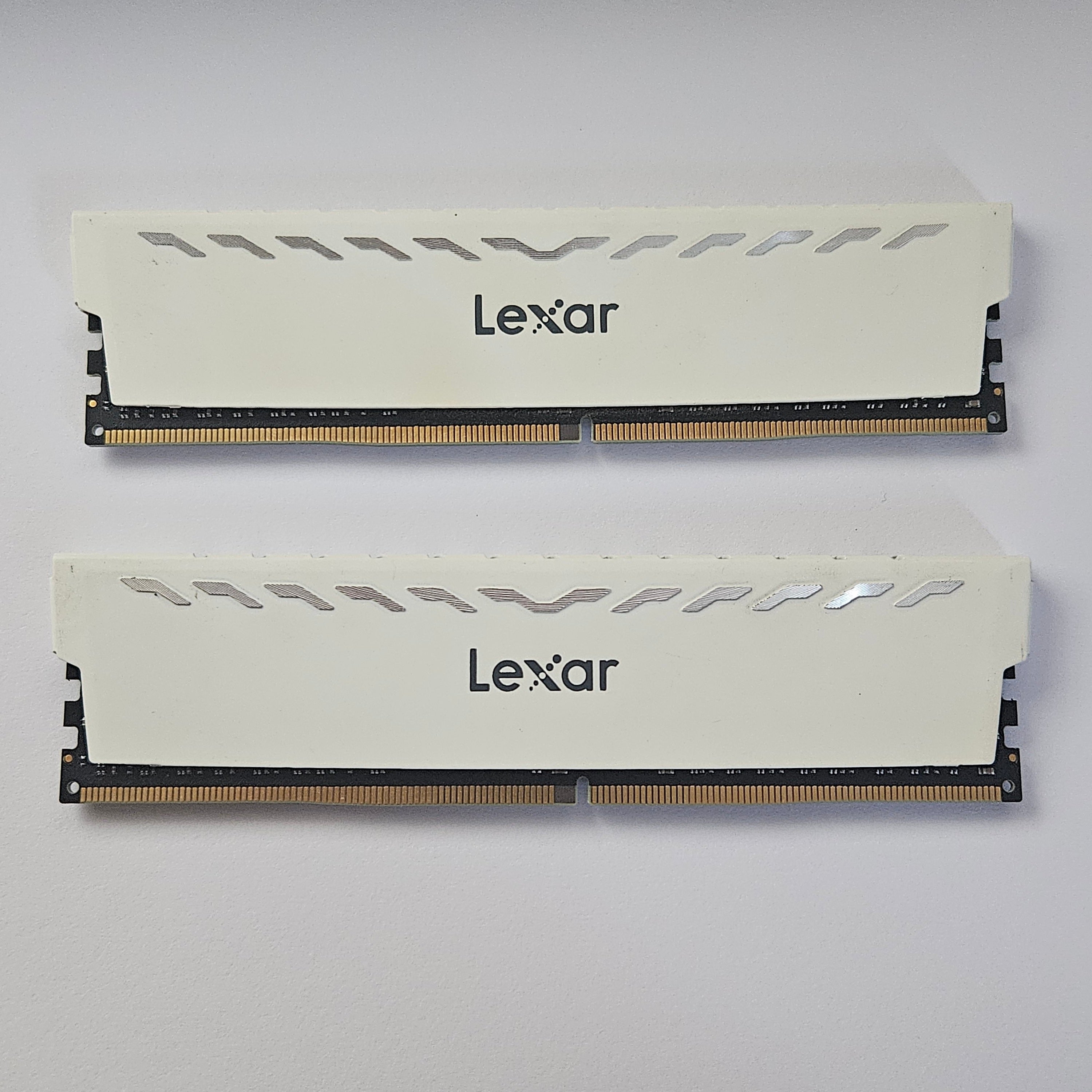 Lexar THOR 2x16GB (Total 32GB) 3600MHz DDR4 RAM HC2G8WG - WHITE
