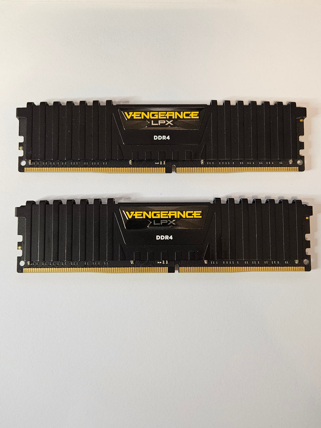 Corsair Vengeance LPX 2x8GB (Total 16GB) 3000MHz DDR4 RAM CMK16GX4M2D3000C16 / CM4X8GD3000C16K4D