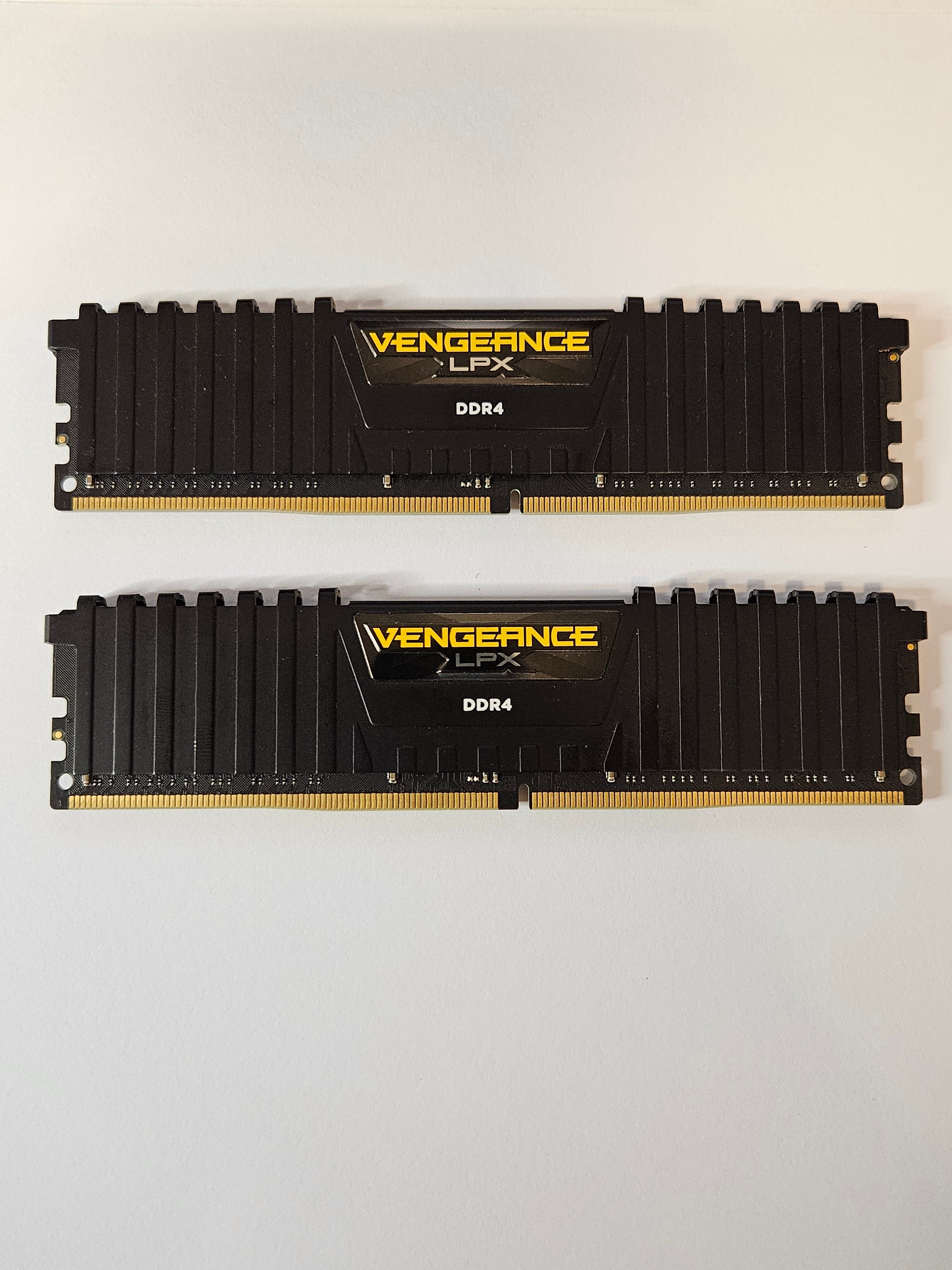 Corsair Vengeance LPX 2x8GB (Total 16GB) 3000MHz DDR4 RAM CMK16GX4M2D3000C16 / CM4X8GD3000C16K4D